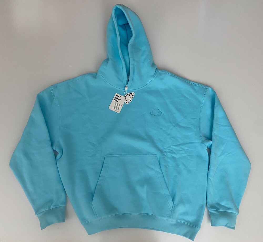 Cloud Nine Hoodie XXL Ice Blue Sensory Fidget Buitl-in Stress Balls NWT